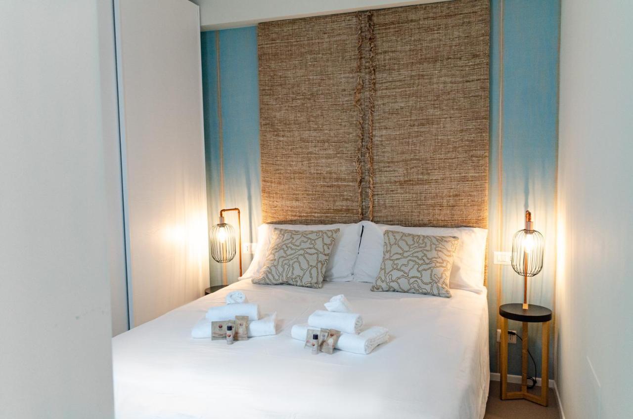 Апартаменты Apulialux Polignano High Class / Jacuzzi + Parking Полиньяно-а-Маре Экстерьер фото